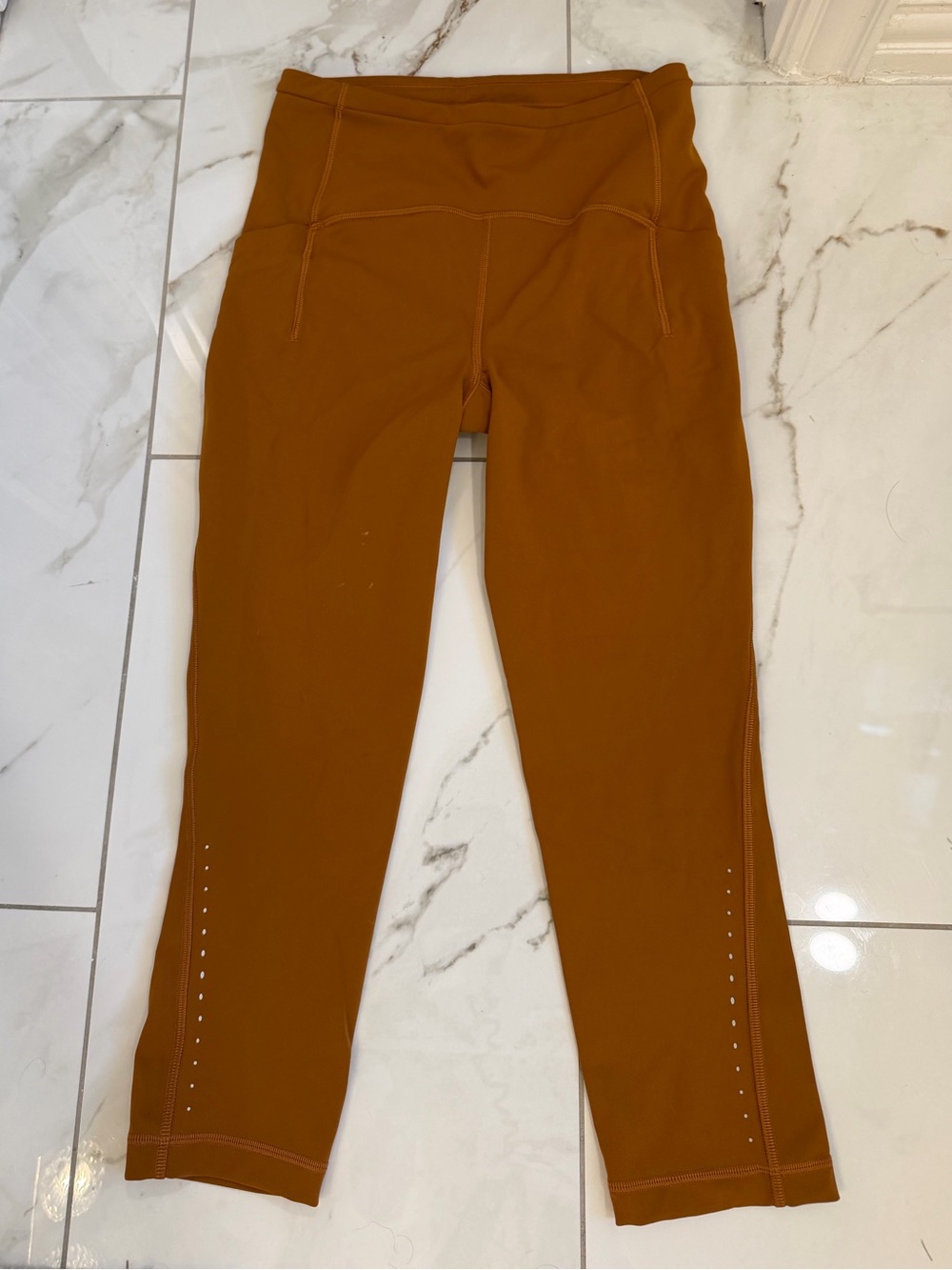 Lululemon swift speed high rise tight size 6